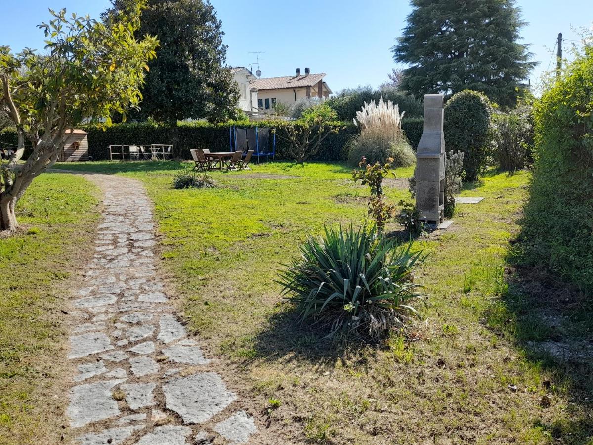 Villa La Magnolia - Private Beach Access, Garden, Views Lazise Exterior foto
